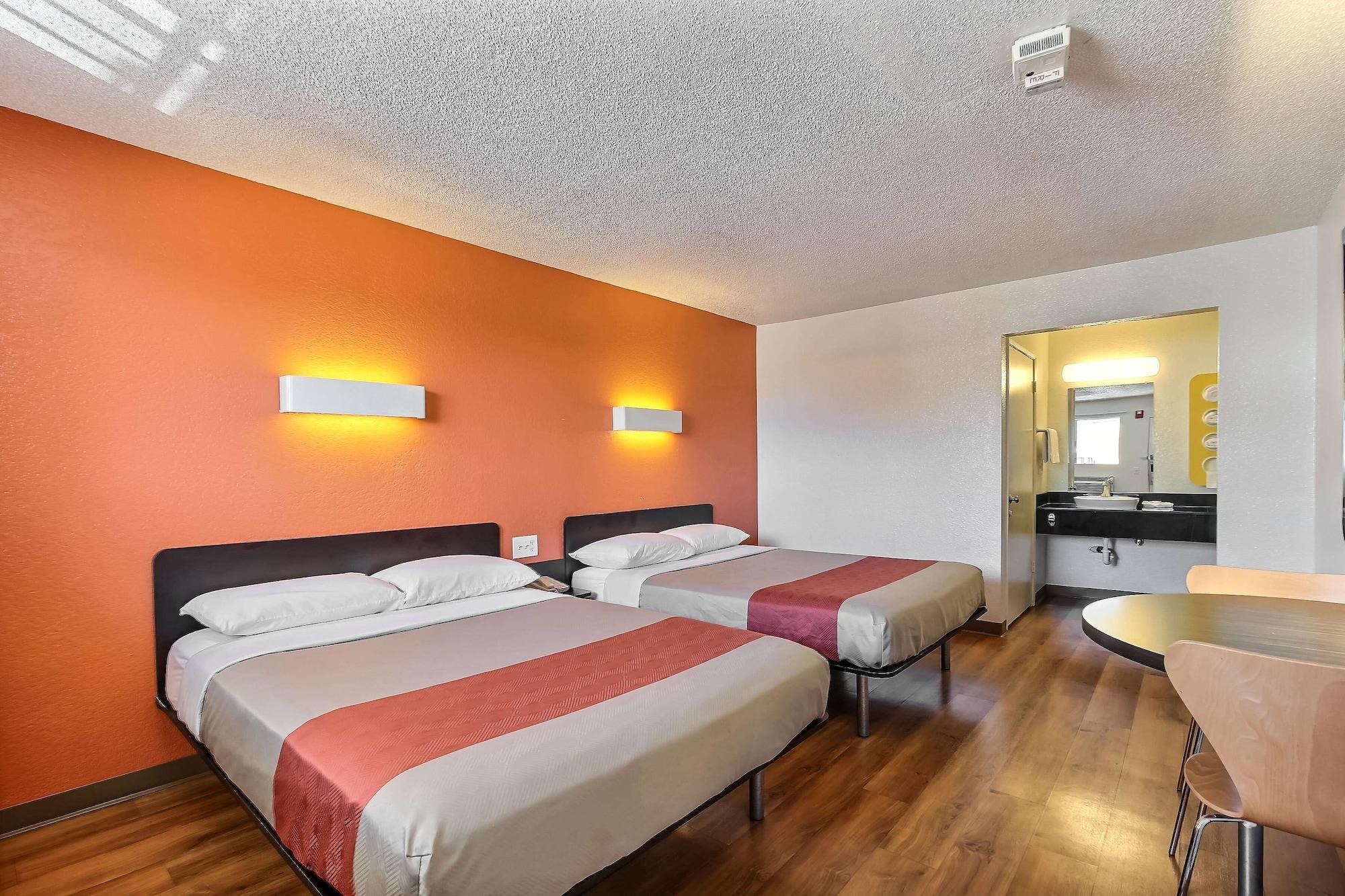 Motel 6-Oakland, Ca - Airport Buitenkant foto