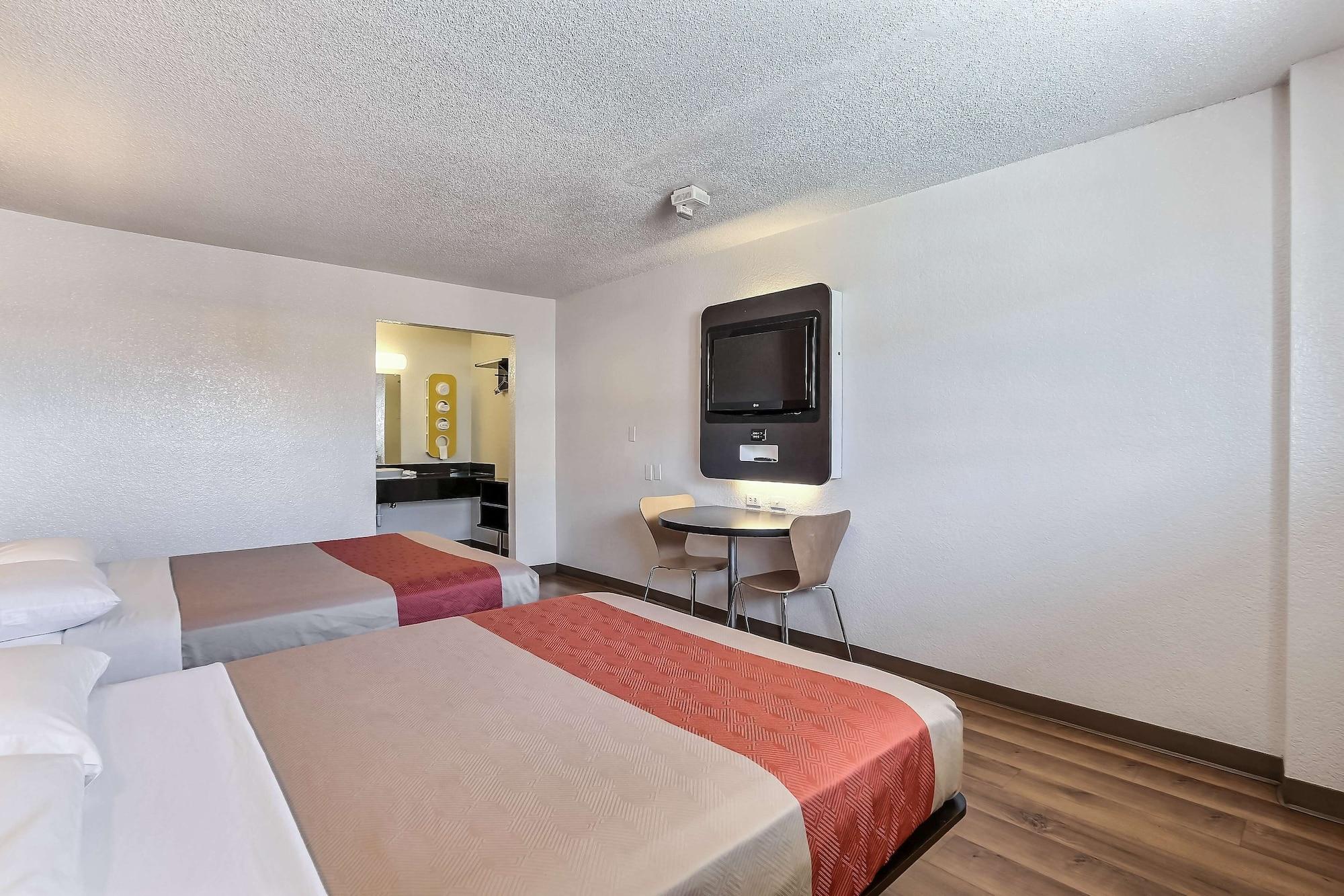 Motel 6-Oakland, Ca - Airport Buitenkant foto
