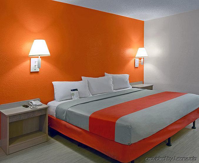 Motel 6-Oakland, Ca - Airport Buitenkant foto
